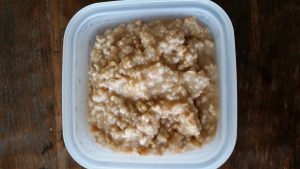 Delicious Cinnamon Roll Oats